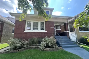 5839 W Eastwood Ave, Chicago, IL 60630 - Photo 1