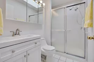 1067 Grissom Trail, Elk Grove Village, IL 60007 - Photo 14