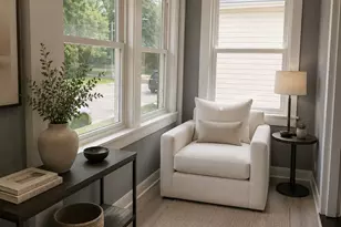 9236 S Blackstone Ave, Chicago, IL 60619 - Photo 2