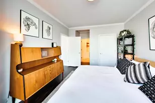 757 N Orleans St, Chicago, IL 60654 - Photo 16