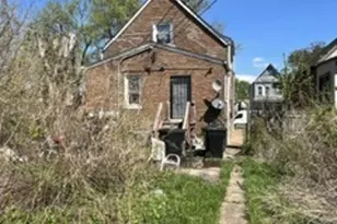 125 W 114th St, Chicago, IL 60628 - Photo 10