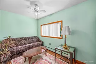 4984 N Major Ave, Chicago, IL 60630 - Photo 18