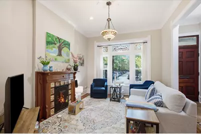 224 W Saint Paul Avenue #1, Chicago, IL 60614 - Photo 2