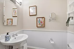 224 W St Paul Ave, Chicago, IL 60614 - Photo 12