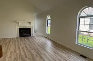 1622 Liberty St, Hanover Park, IL 60133 - Photo 10