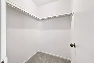 509 N Park Ave, Aurora, IL 60506 - Photo 18
