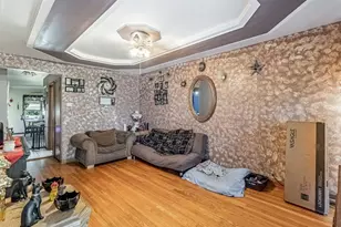 11120 S Ewing Ave, Chicago, IL 60617 - Photo 2