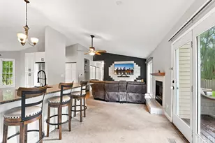 629 Eastport Ct, Island Lake, IL 60042 - Photo 10