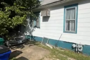1262 E Logan St, Decatur, IL 62526 - Photo 4
