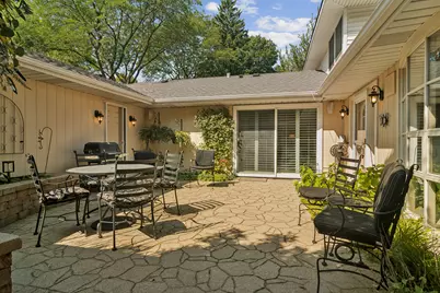 4 Stuart On Oxford Street, Rolling Meadows, IL 60008 - Photo 4