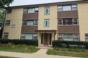 965 Cora Street S, Des Plaines, IL 60016 - Photo 1