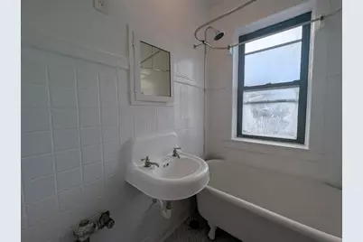 3310 W Schubert Avenue #2Y, Chicago, IL 60647 - Photo 8