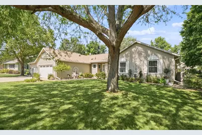 2002 Spruce Lane, Monticello, IL 61856 - Photo 4