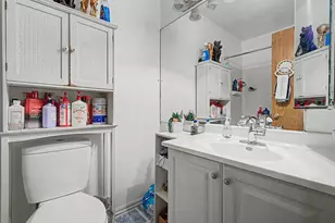 309 Candlelight Ct, Bolingbrook, IL 60440 - Photo 8