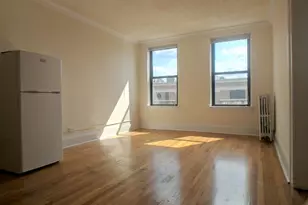 2737 N Spaulding Ave, Chicago, IL 60647 - Photo 2