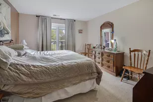 805 Leicester Rd, Elk Grove Village, IL 60007 - Photo 14
