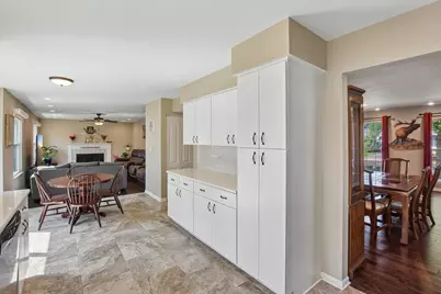 1931 Crossing Court, Naperville, IL 60540 - Photo 6
