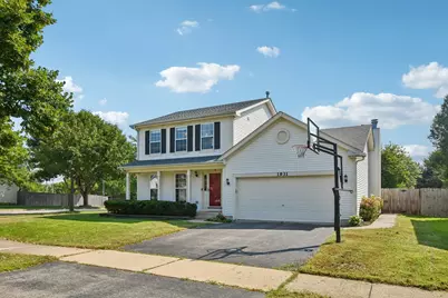 1931 Crossing Court, Naperville, IL 60540 - Photo 2