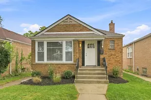 8550 S Jeffery Blvd, Chicago, IL 60617 - Photo 1
