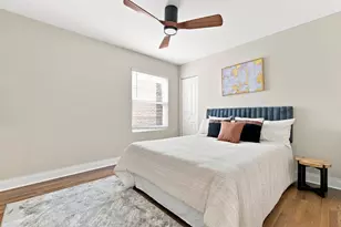 8550 S Jeffery Blvd, Chicago, IL 60617 - Photo 10