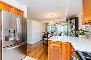 3700 N Lake Shore Dr, Chicago, IL 60613 - Photo 10