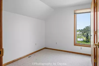 691 W Ambrose Street, Saint Anne, IL 60964 - Photo 16