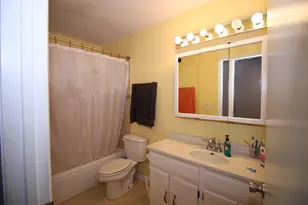 15 Marywood Ln, Bolingbrook, IL 60440 - Photo 10