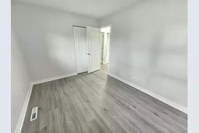 18570 W Pamela Place, Gurnee, IL 60031 - Photo 8