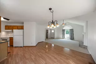 1607 Hatteras Dr, Bourbonnais, IL 60914 - Photo 6