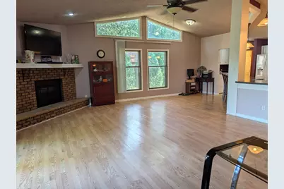1016 Baxter Lane #1, Freeport, IL 61032 - Photo 6