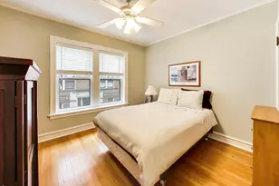 719 Hinman Ave, Evanston, IL 60202 - Photo 14