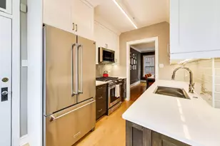 719 Hinman Ave, Evanston, IL 60202 - Photo 10
