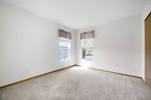 131 E 163rd St, South Holland, IL 60473 - Photo 14