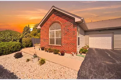 131 E 163rd Street #16A, South Holland, IL 60473 - Photo 2