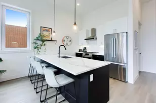 2423 W Fullerton Ave, Chicago, IL 60647 - Photo 8