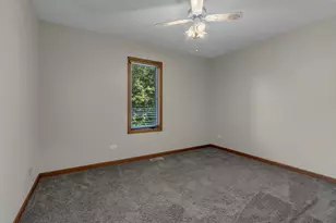 38604 N Magnolia Ave, Wadsworth, IL 60083 - Photo 20