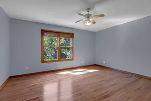 38604 N Magnolia Ave, Wadsworth, IL 60083 - Photo 14