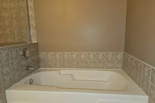 2243 Rockefeller Dr, Geneva, IL 60134 - Photo 30