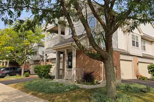 2243 Rockefeller Dr, Geneva, IL 60134 - Photo 2