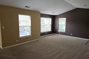 2243 Rockefeller Dr, Geneva, IL 60134 - Photo 12