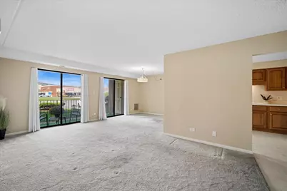 130 E Grand Avenue #108, Elmhurst, IL 60126 - Photo 4