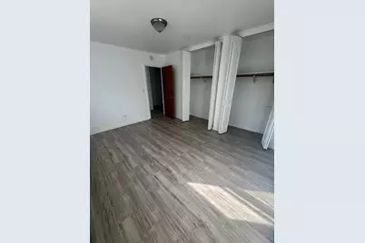 581 Burlington Avenue #8, Clarendon Hills, IL 60514 - Photo 10
