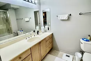 9655 Woods Dr, Skokie, IL 60077 - Photo 18