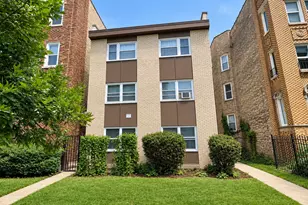 6235 N Mozart St, Chicago, IL 60659 - Photo 1