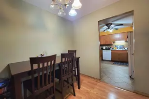 1425 Sandpebble Dr, Wheeling, IL 60090 - Photo 4