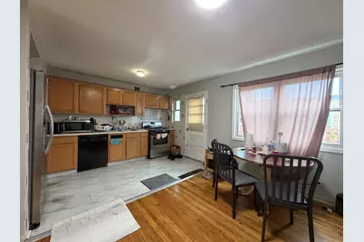 6338 N Kedzie Avenue #2W, Chicago, IL 60659 - Photo 2