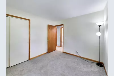 729 Brink Street, Woodstock, IL 60098 - Photo 18