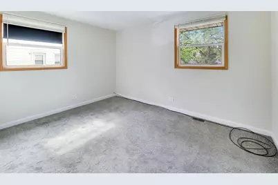 729 Brink Street, Woodstock, IL 60098 - Photo 14