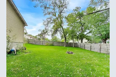 729 Brink Street, Woodstock, IL 60098 - Photo 10