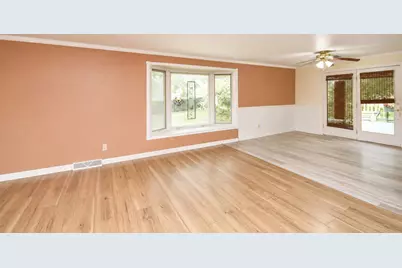 6559 Lake Road, Hopedale, IL 61747 - Photo 14
